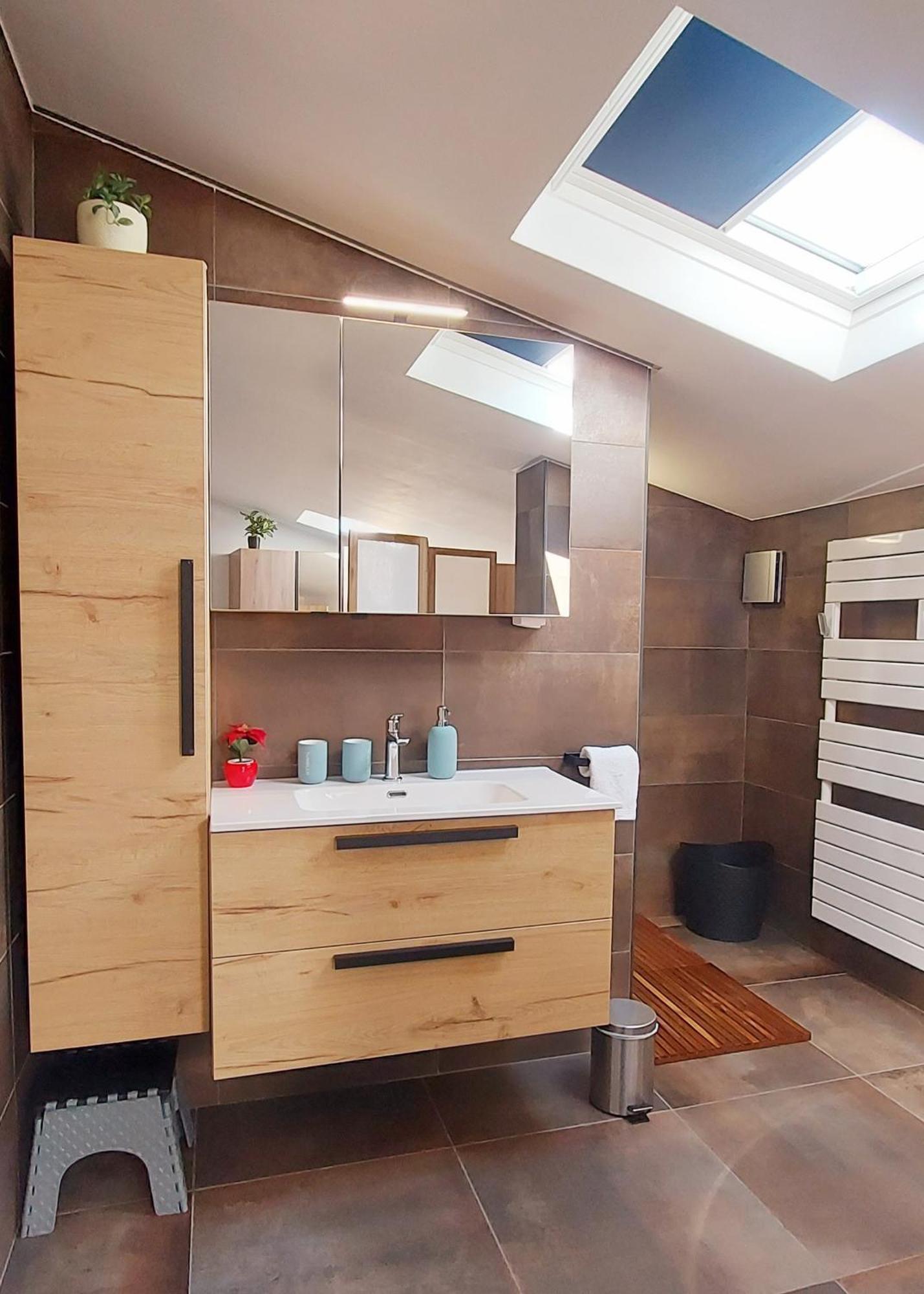 Spacieuse Dependance Duplex 50 M2 Classe 3 Etoiles Sans Vis-A-Vis Greoux-les-Bains Exterior photo