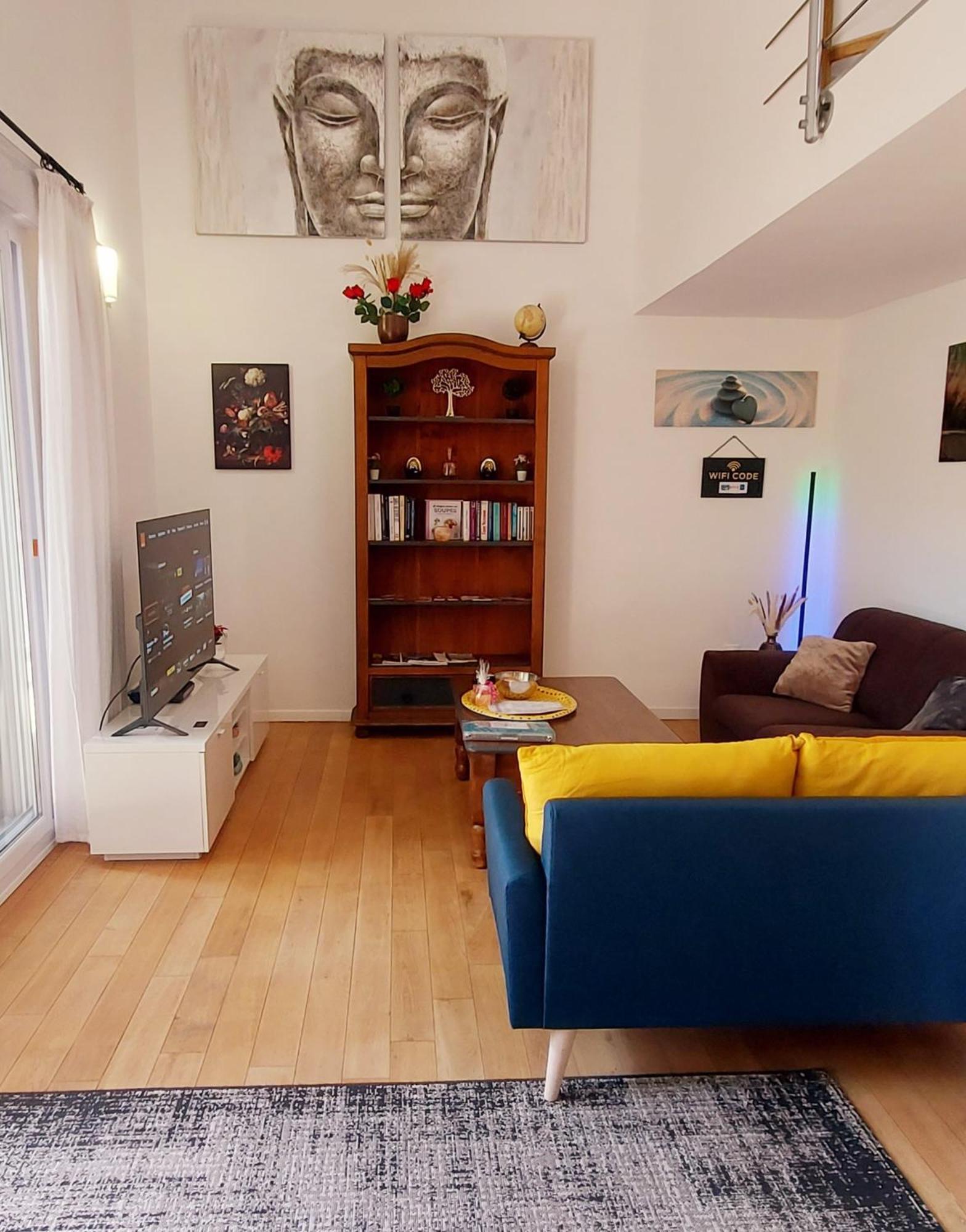 Spacieuse Dependance Duplex 50 M2 Classe 3 Etoiles Sans Vis-A-Vis Greoux-les-Bains Exterior photo